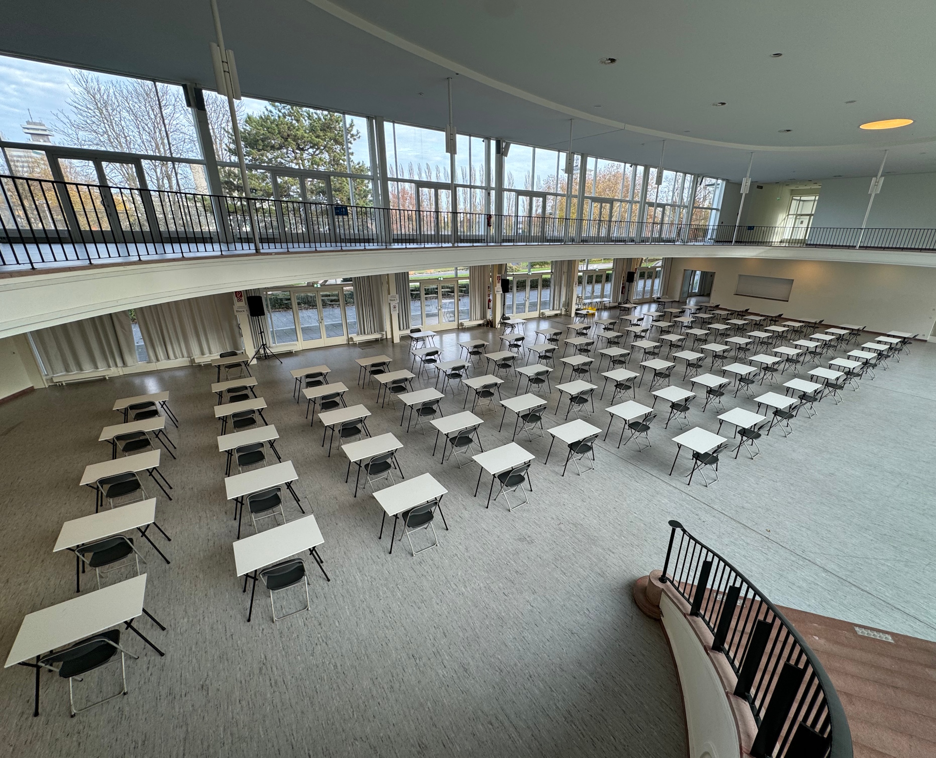 Logistik und Ausstattung für Prüfungen